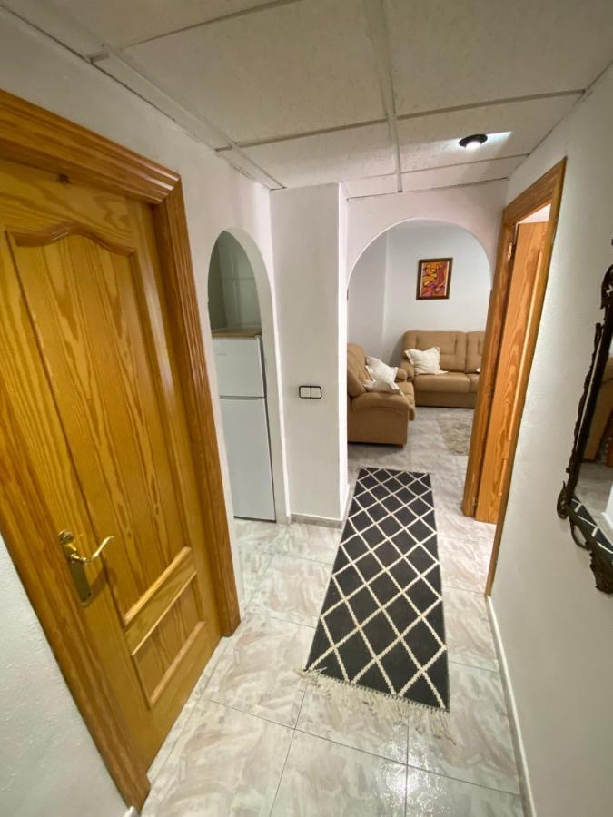 Alex Apartments بينايدورم المظهر الخارجي الصورة