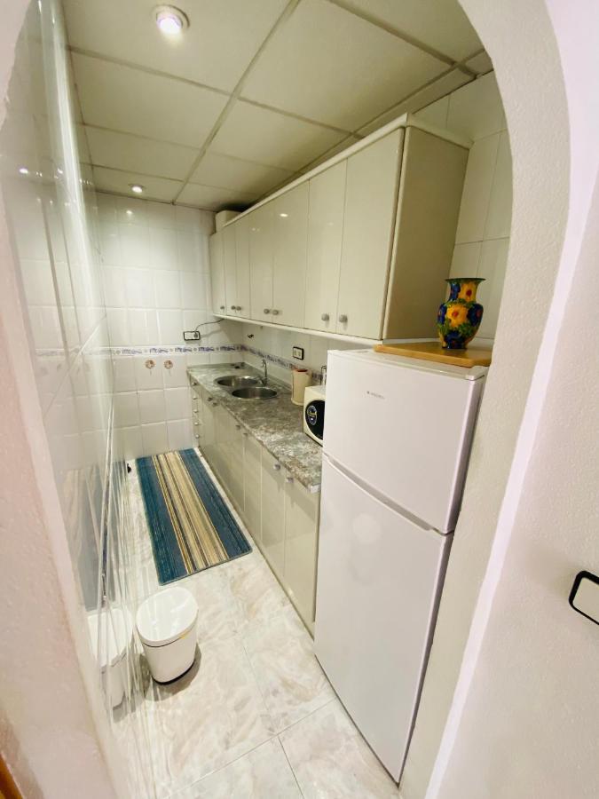 Alex Apartments بينايدورم المظهر الخارجي الصورة